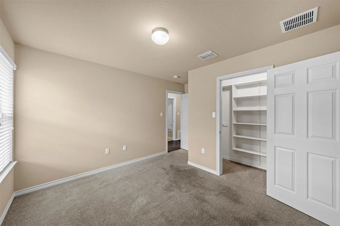 Photo of 905 Heston Circle