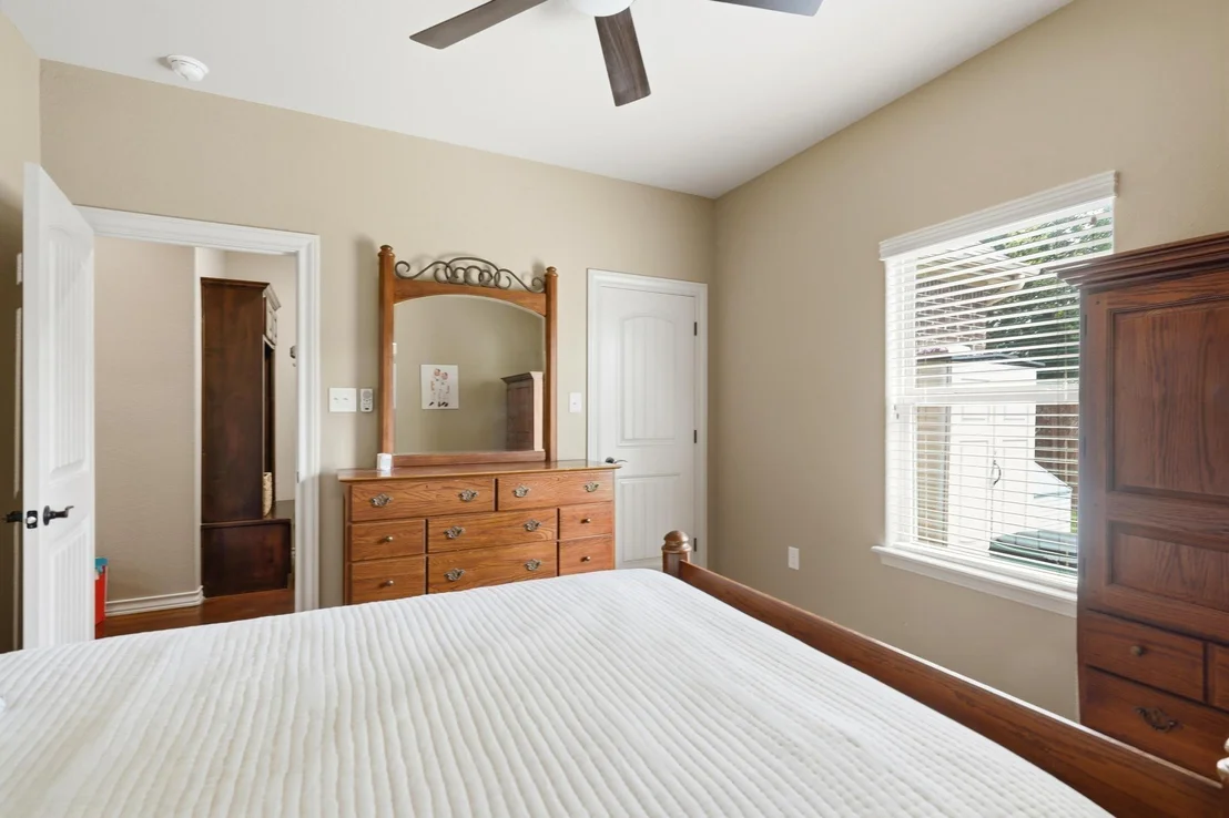 Photo of 2542 John C Stevens Street