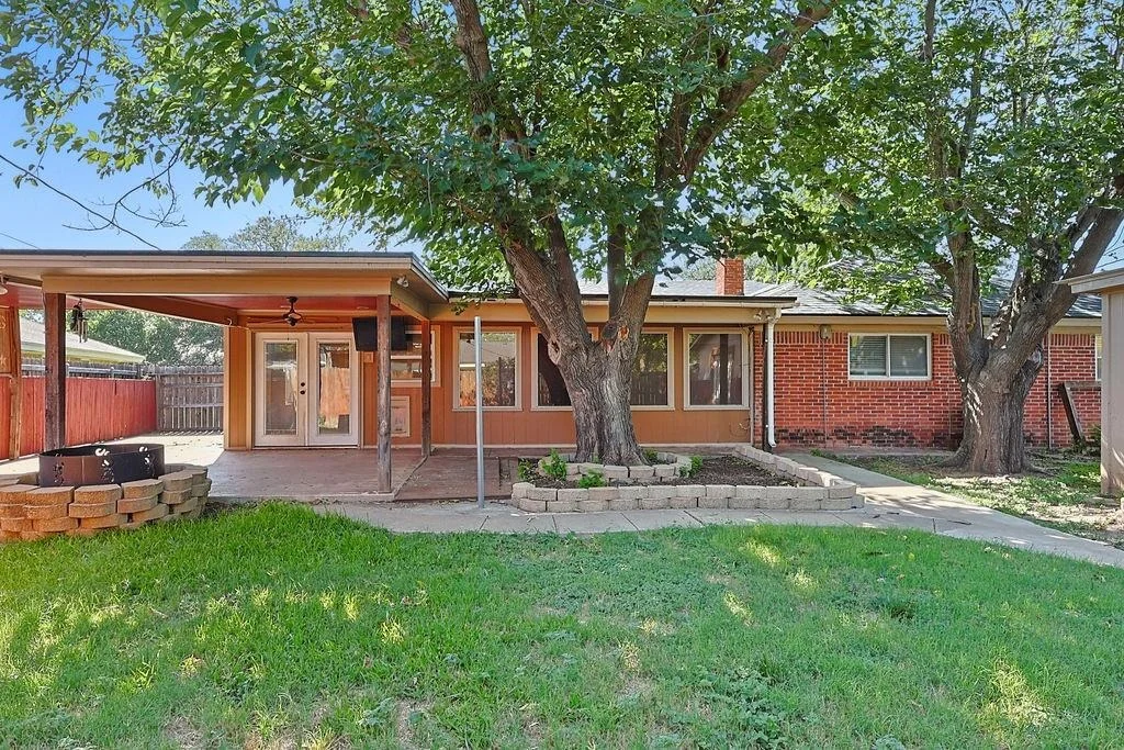 Photo of 3102 Ivanhoe Lane