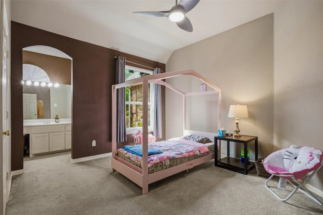 Photo of 9024 Bottlebrush Lane