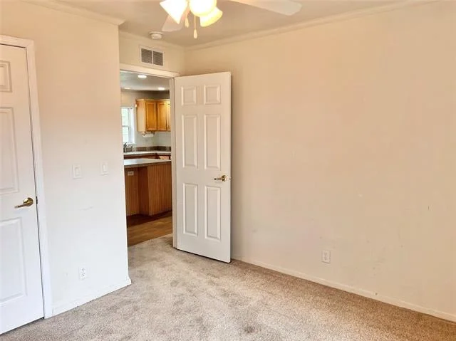 Photo of 3940 Lake Shore Drive