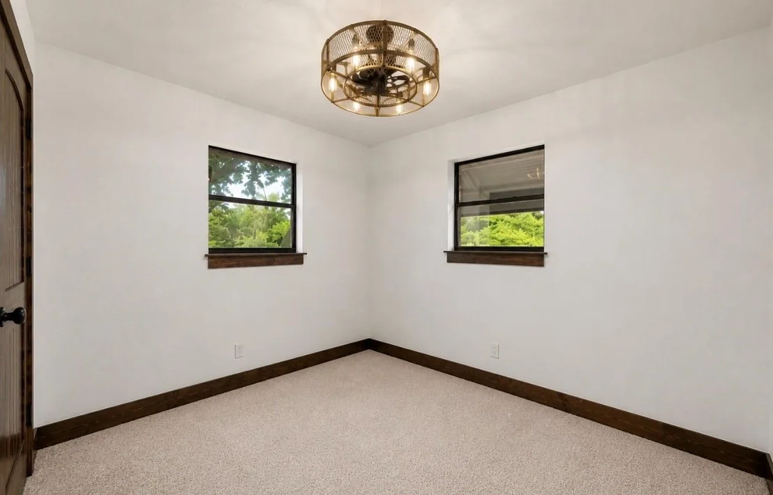Photo of 3296 Campbell Trail
