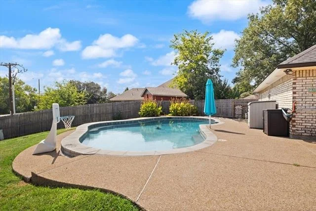 Photo of 10200 Fieldcrest Drive