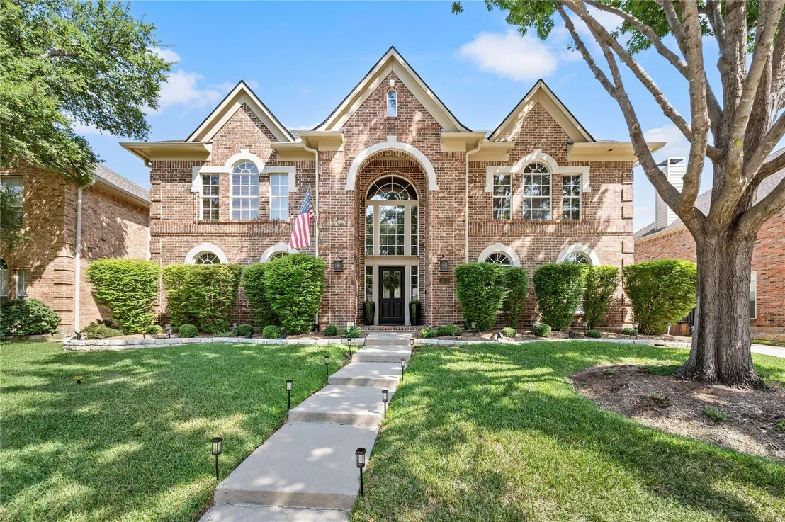 Photo of 1607 Forest Bend Lane