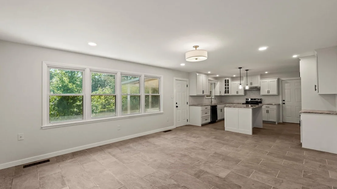 Photo of 4600 Robinwood Drive