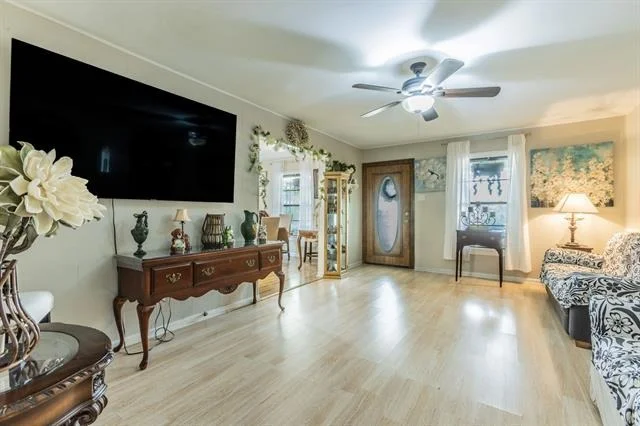 Photo of 3109 Edmond Avenue