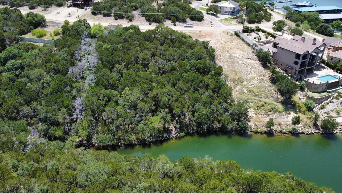 Photo of 1010 Cliffs Drive