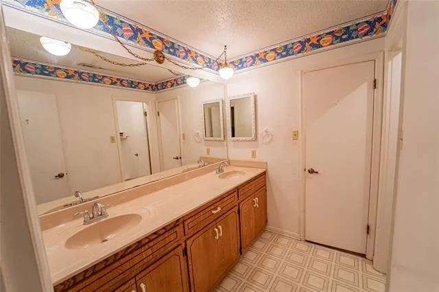 Photo of 2601 Sha Lane