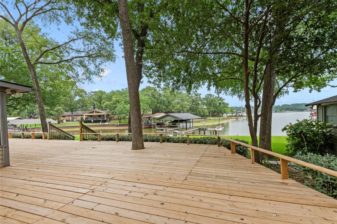 Photo of 111 Deer Island Road