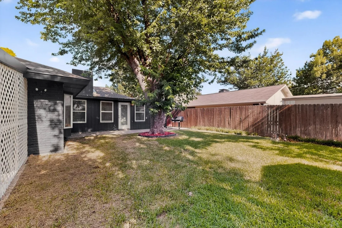 Photo of 3045 Lockmoor Lane