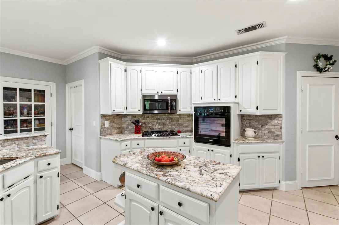 Photo of 301 Saint Andrews Drive