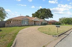 Photo of 1700 Northcrest Drive
