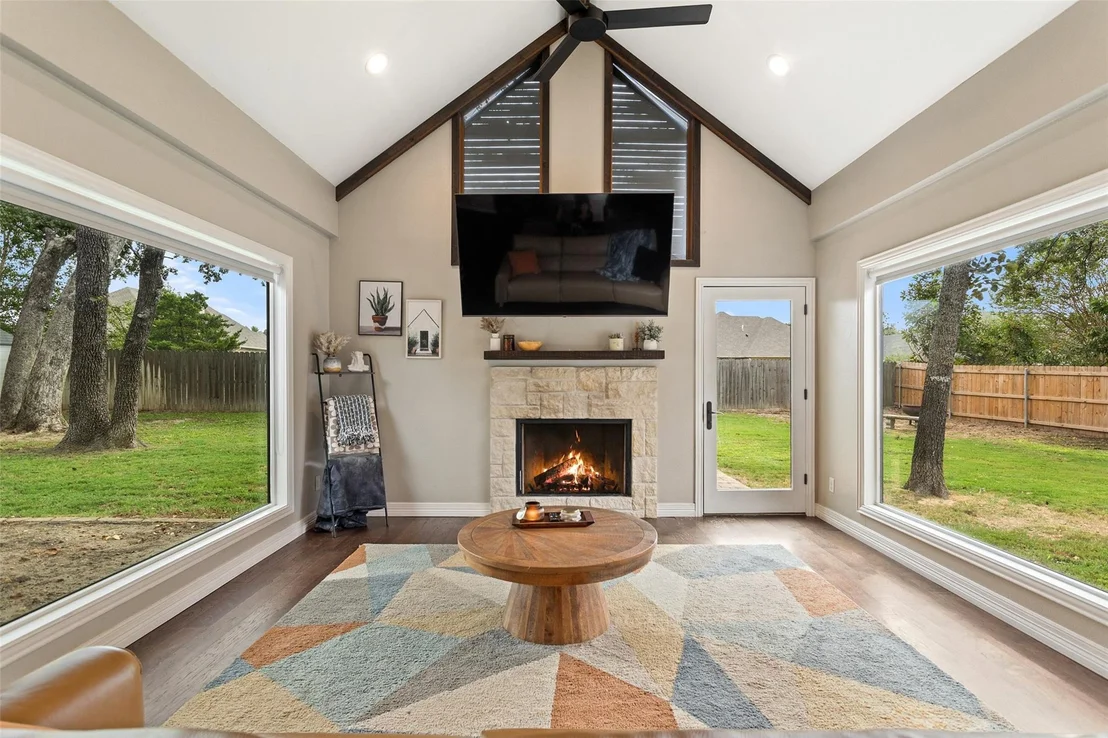 Photo of 237 E Hideaway Lane