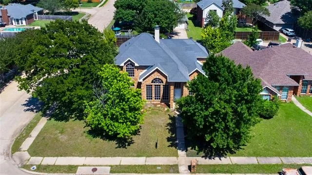 Photo of 751 Livingston Drive