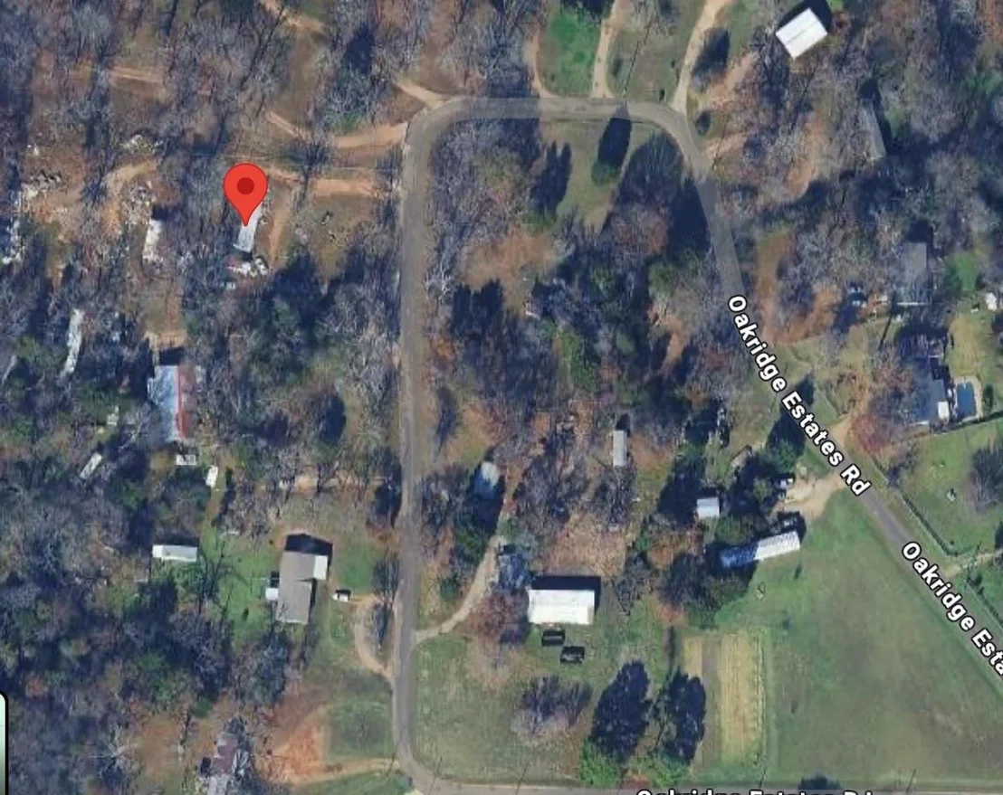 Photo of 4044 Oakridge Circle