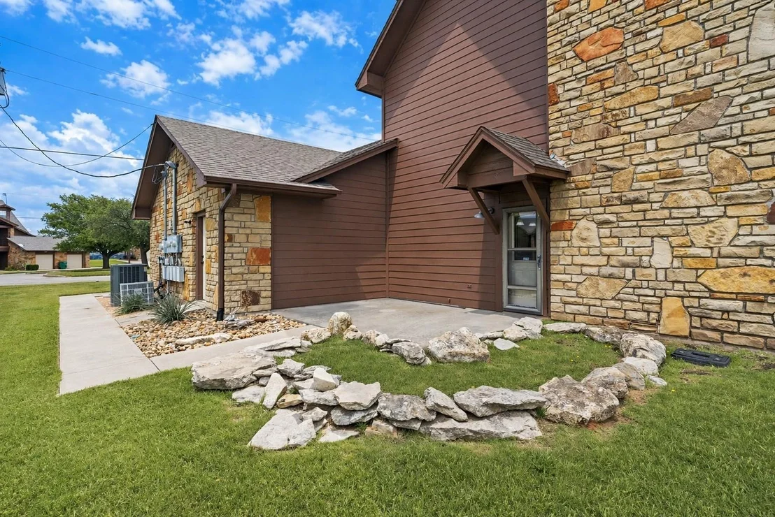 Photo of 303 Eagle Point