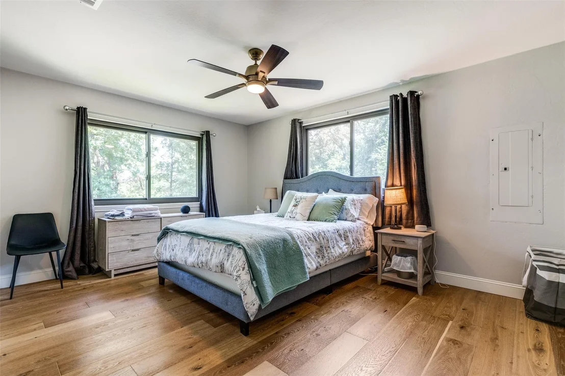 Photo of 605 Private Road 5881