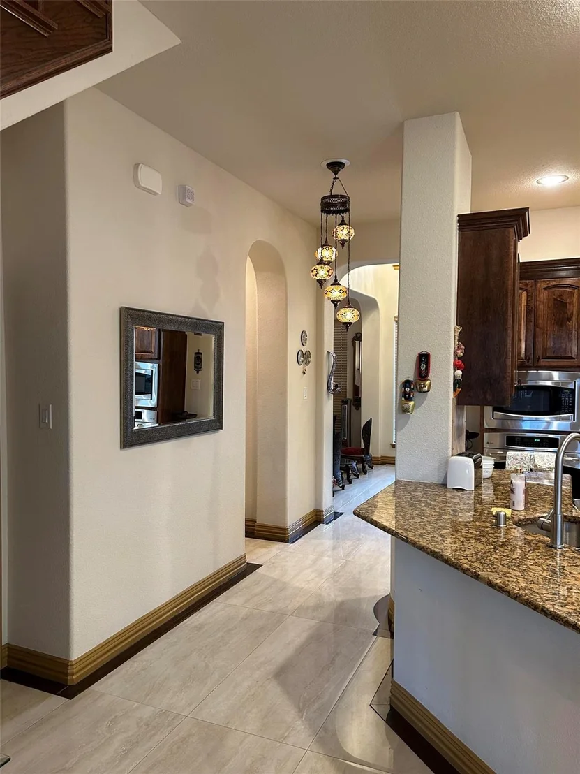 Photo of 2219 Longview Road