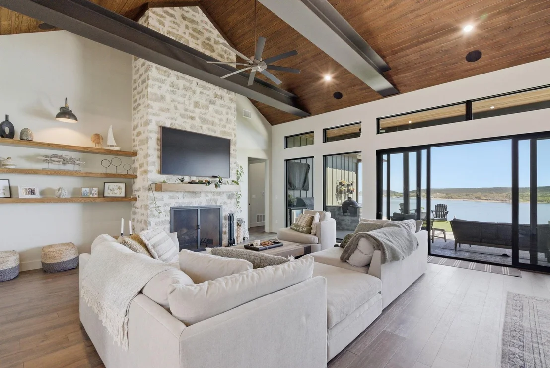Photo of 5405 Edgewater Drive