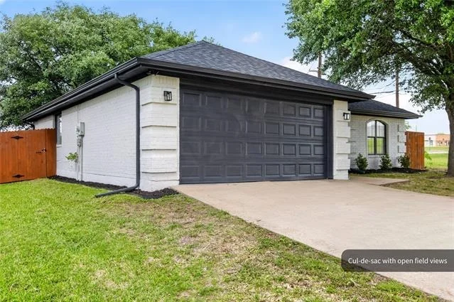 Photo of 509 Brookside Court