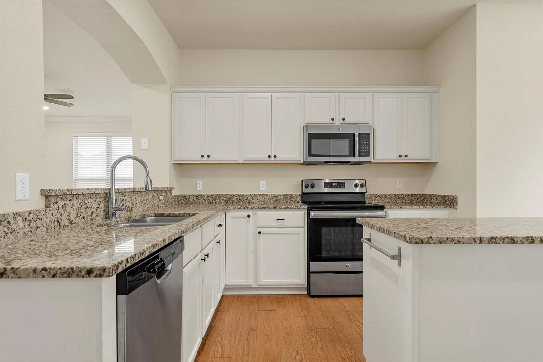 Photo of 10249 Biltmore Drive
