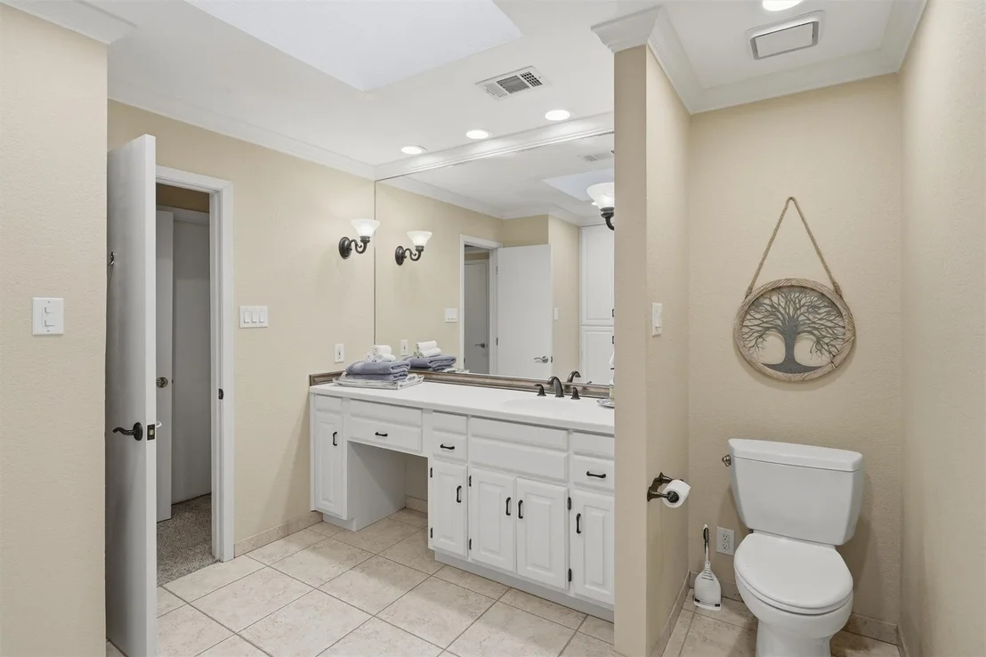 Photo of 5744 Ledgestone Drive
