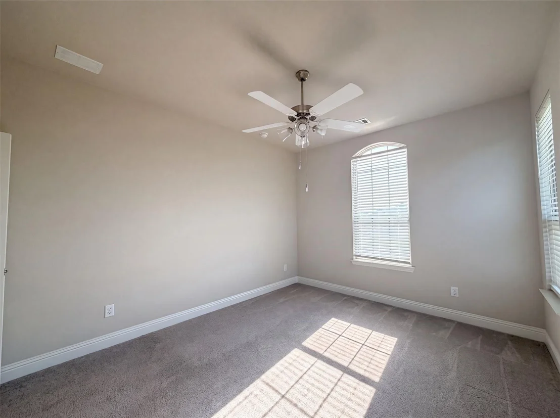 Photo of 1208 Redbud Street