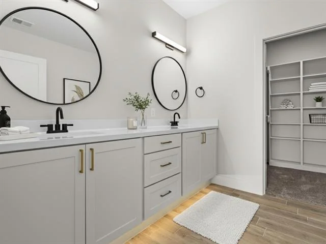 Photo of 16525 Crossing Circle