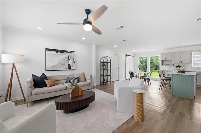 Photo of 305 Avenue I