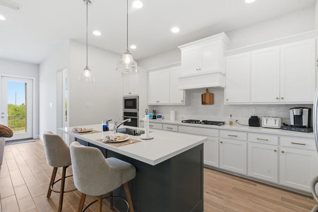 Photo of 915 Winter Cherry Lane