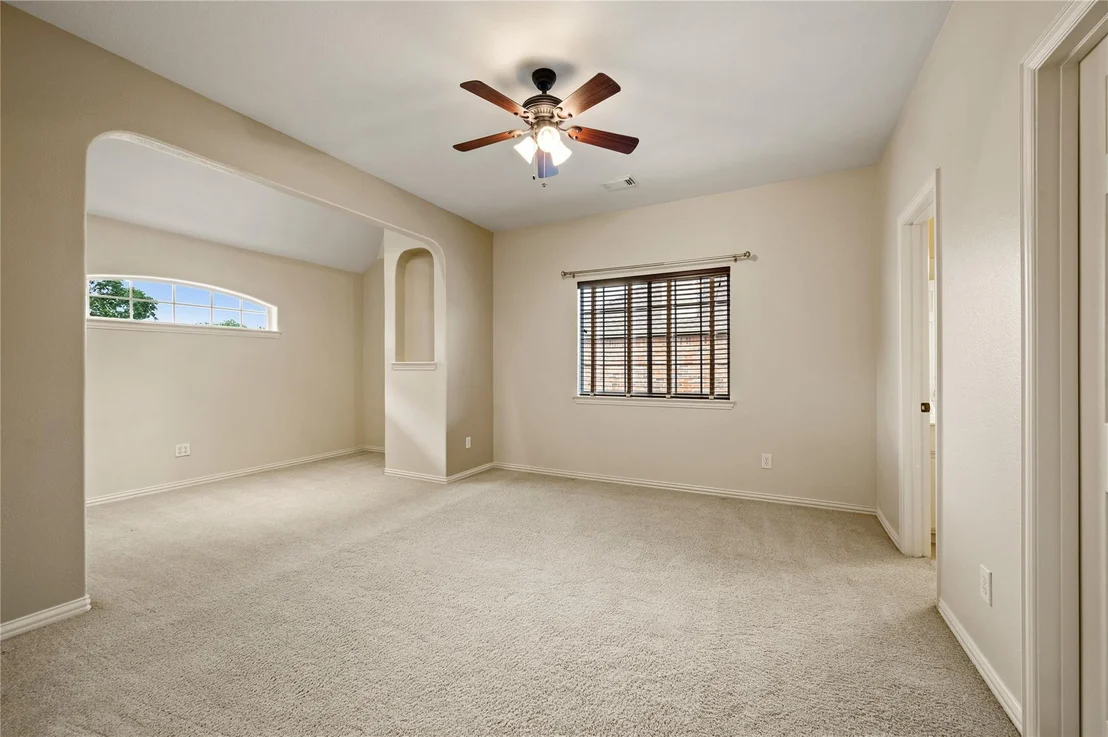 Photo of 1607 Forest Bend Lane