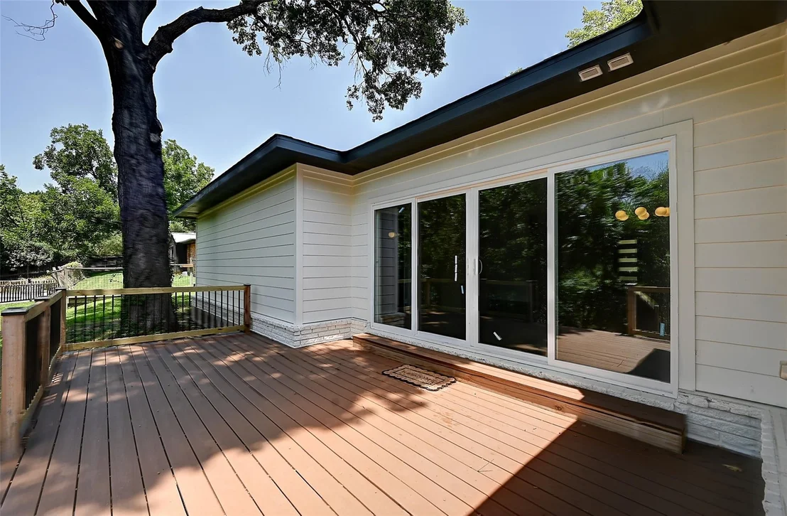 Photo of 3900 Pelham Road
