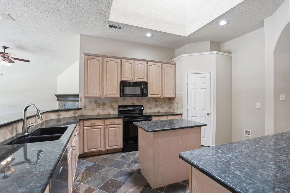 Photo of 4525 Lodestone Lane