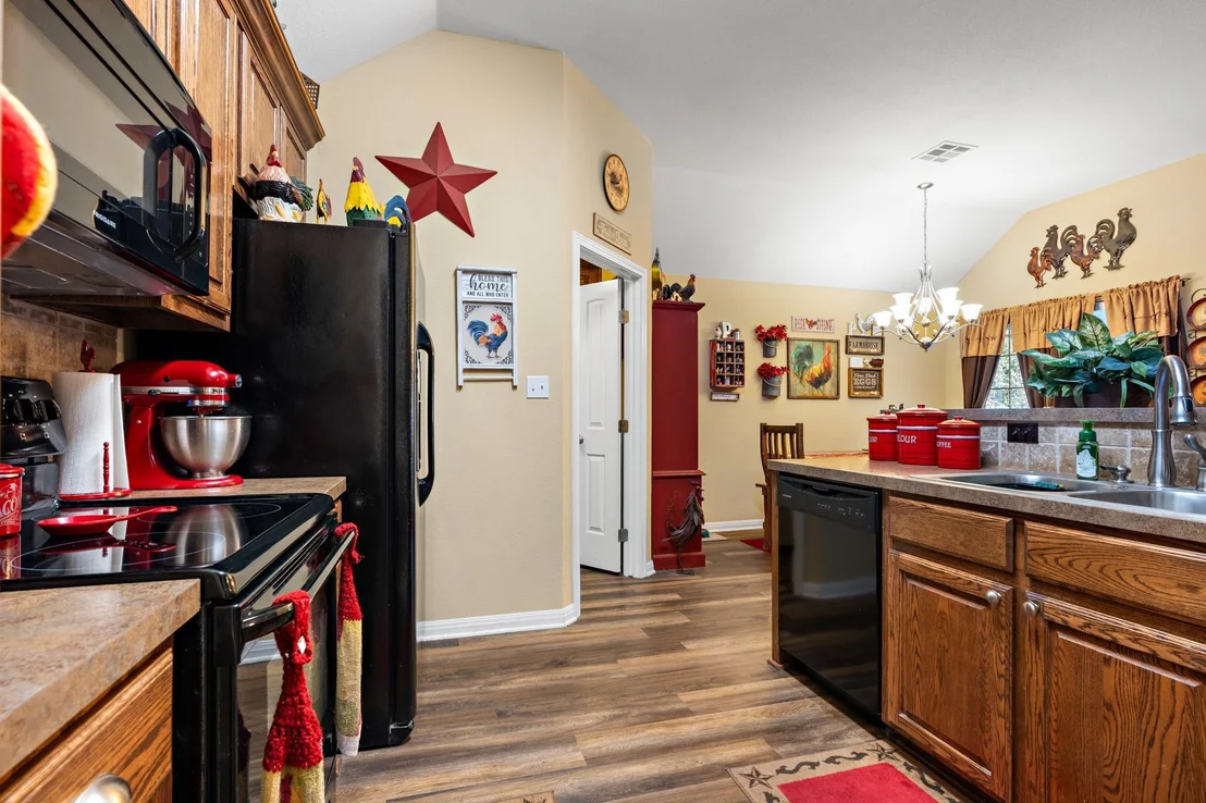 Photo of 219 Oak Meadow Trail