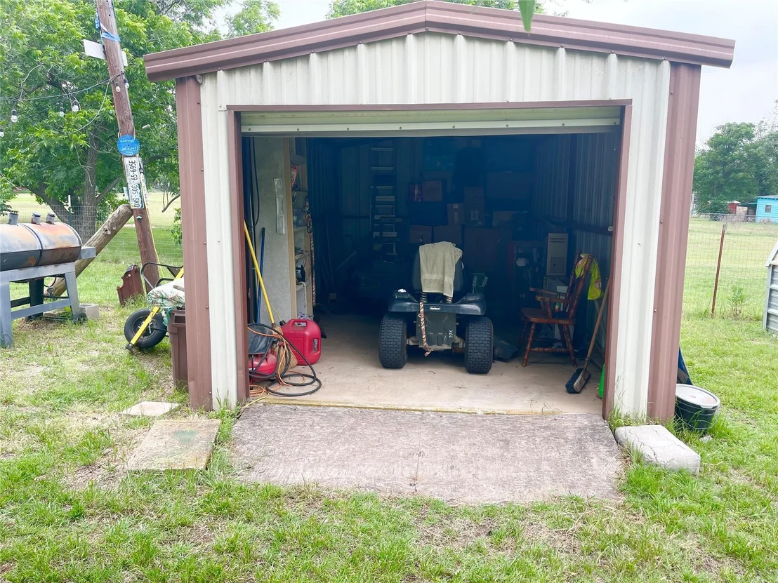 Photo of 140 S Comanche Drive