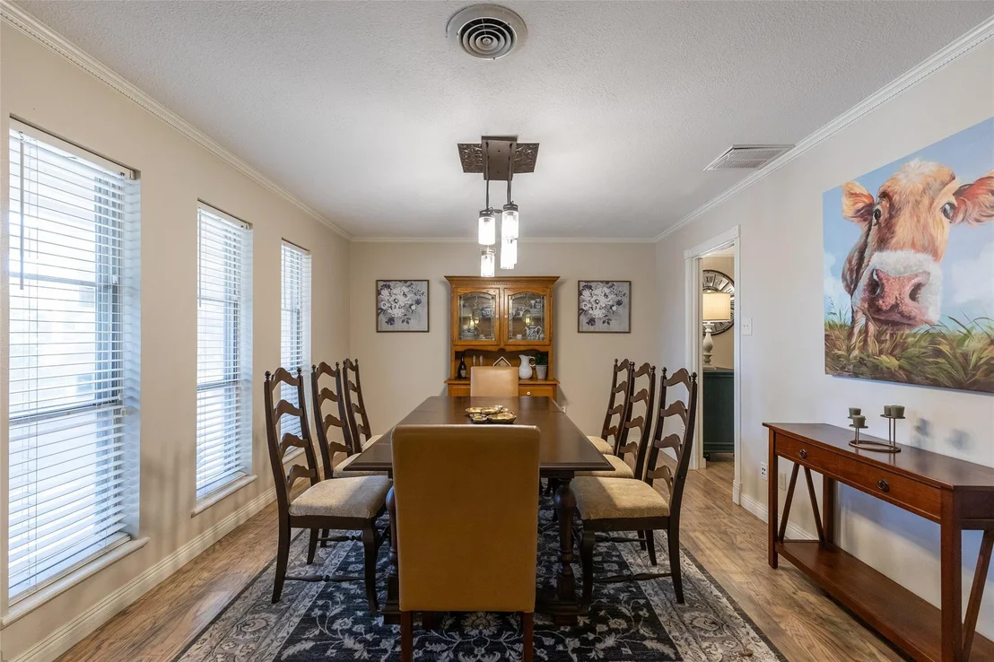 Photo of 4002 Ligustrum Drive