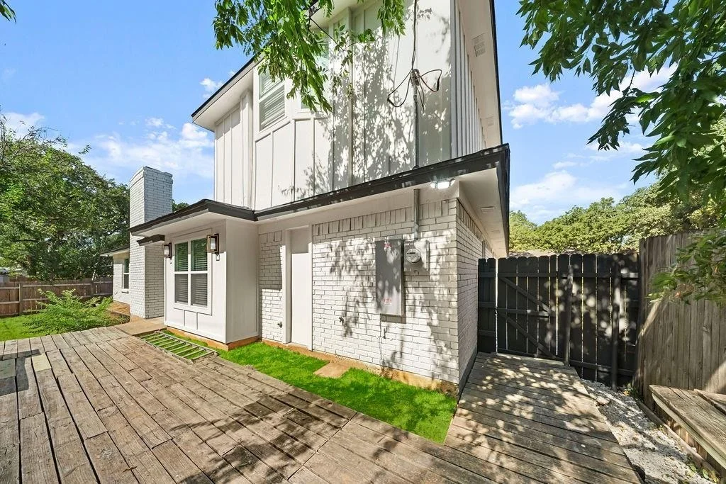 Photo of 3409 Buckingham Drive