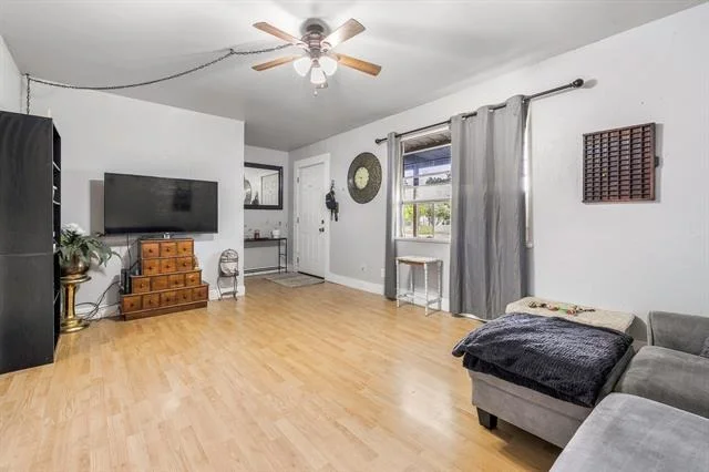 Photo of 506 W 2nd Street