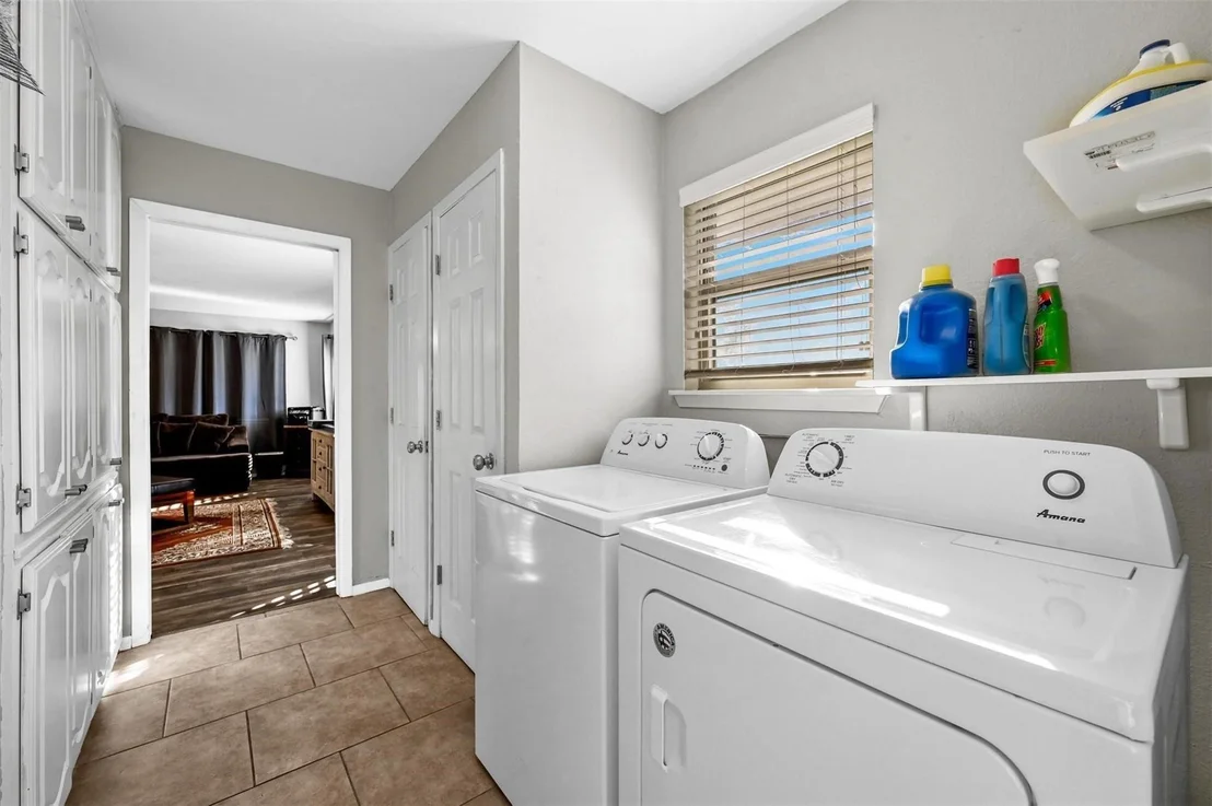 Photo of 111 Longhorn Drive