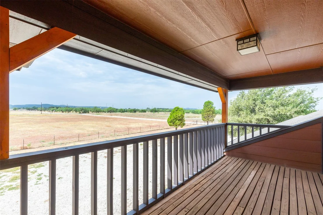 Photo of 582 Clark Road