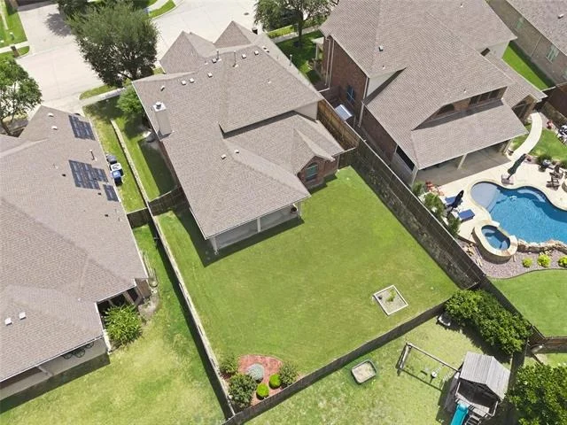 Photo of 201 Oak Point Drive