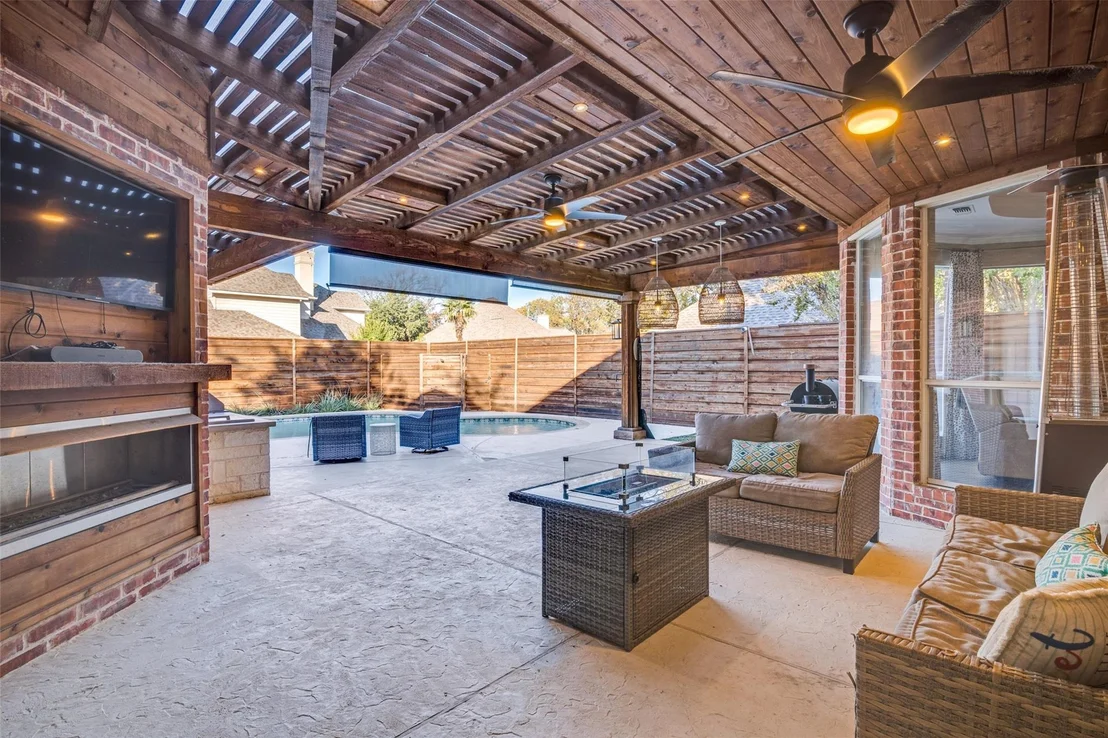 Photo of 8005 Rosemont Drive
