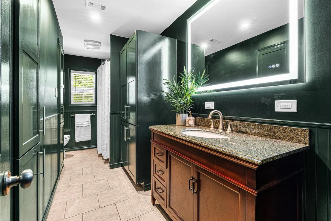Photo of 1401 Bowie Circle