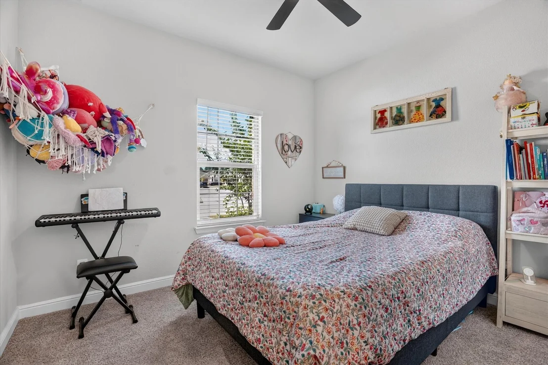 Photo of 1425 Bennett Drive