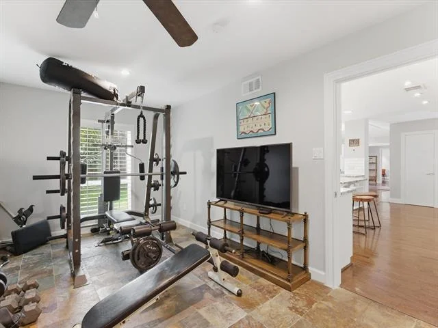 Photo of 6160 Spring Valley Road