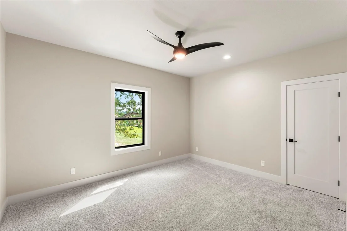 Photo of 2565 Groves Court