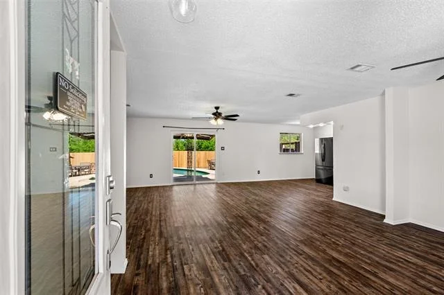 Photo of 629 Bur Oak Drive