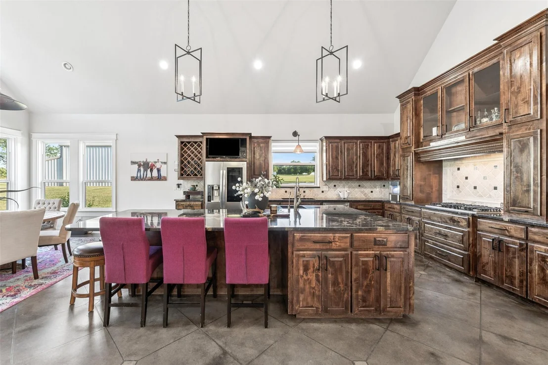 Photo of 492 County Road 4387