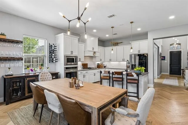 Photo of 5717 Riverside Lane