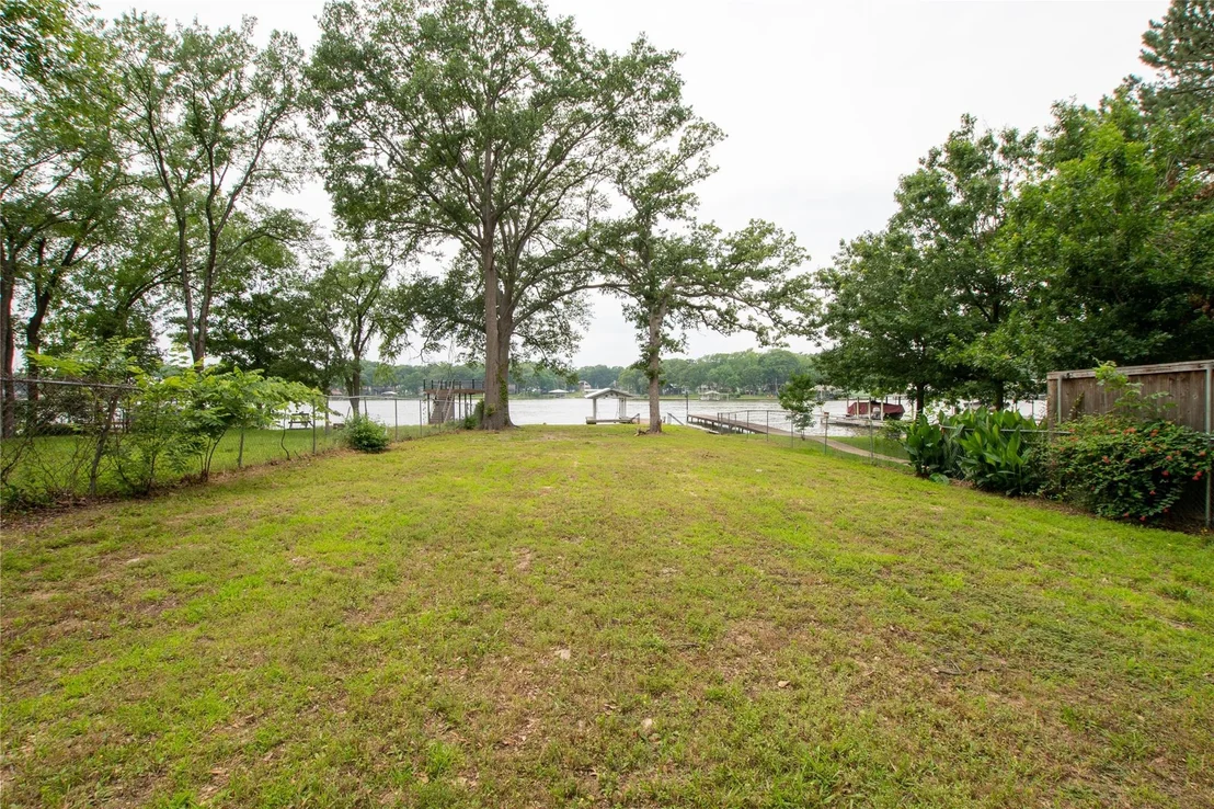 Photo of 198 Thunderbird Drive